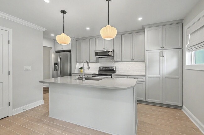 Photo - 958 Myrtle Ct