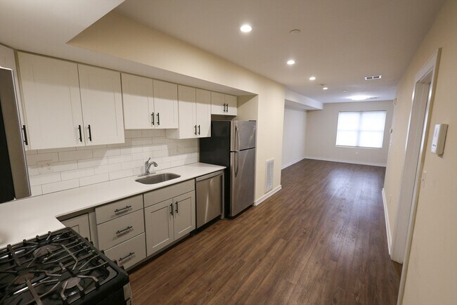 Building Photo - 332 Talbot Ave Unit 14 Rental