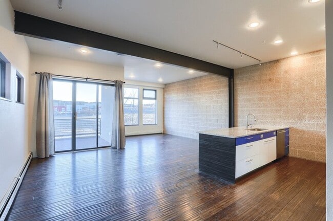 Photo - 11542 Colony Row