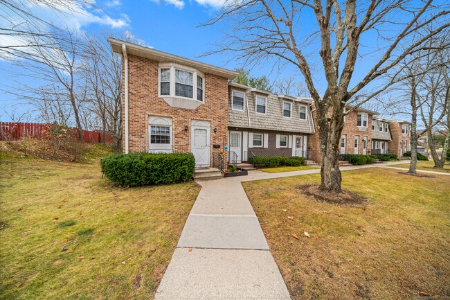 Photo - 161 Kinney St