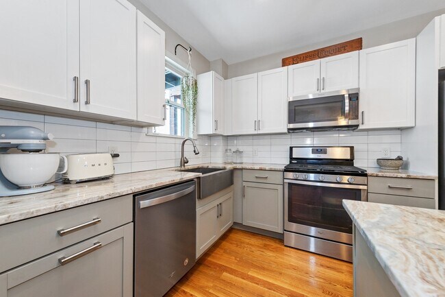 285 Princeton St Unidad 2
