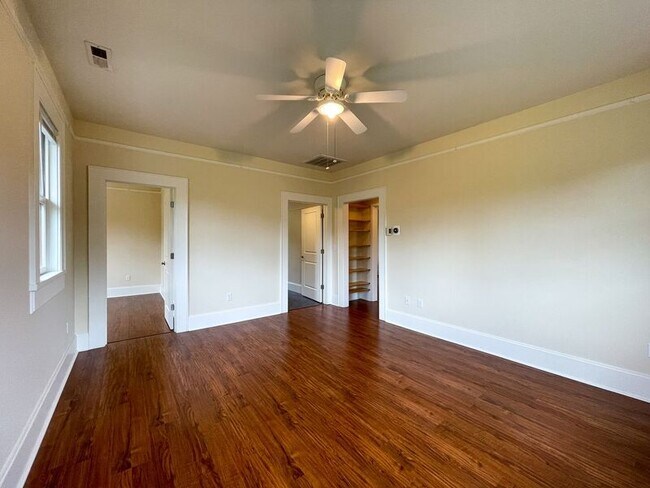 Photo - 56 Starnes Ave