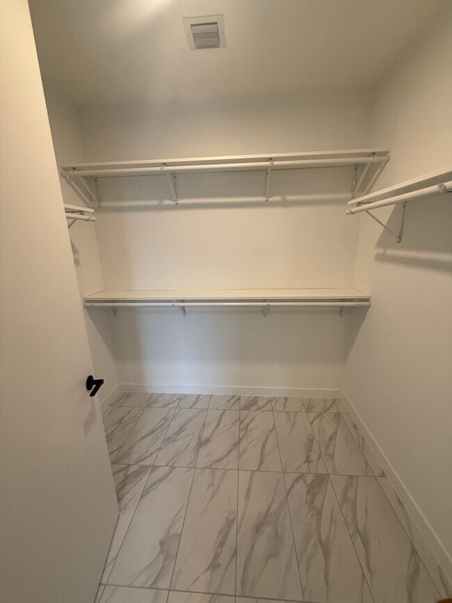 Photo - 2339 NE 173rd St Unit A20