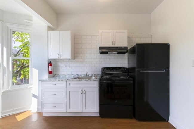 Photo - 529 Cumberland St