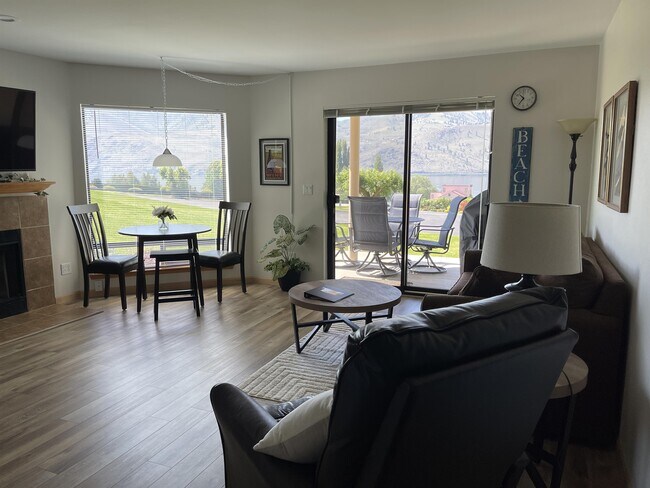 100 Lake Chelan Shores Dr