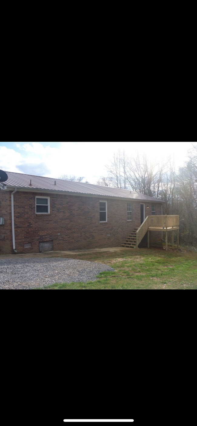 Photo - 7416 Highway 76 E