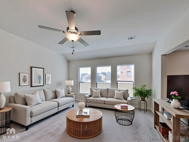 Photo - 421 Micah Ln