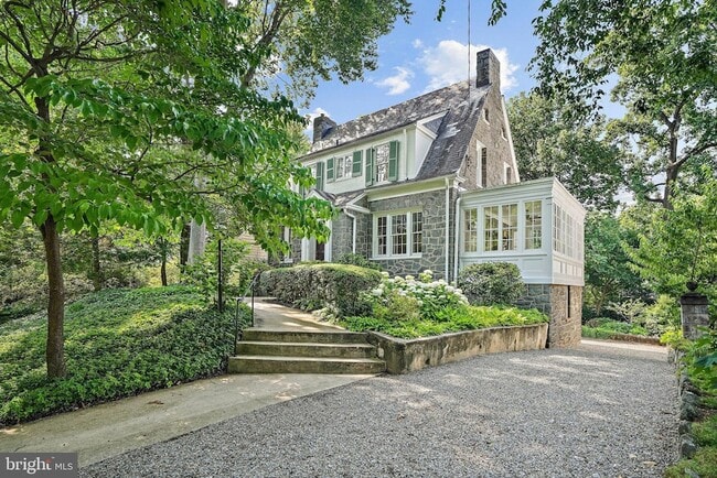 Photo - 3612 Albemarle St NW