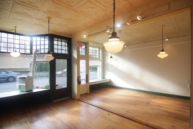 Photo - 409 S Trenton Ave