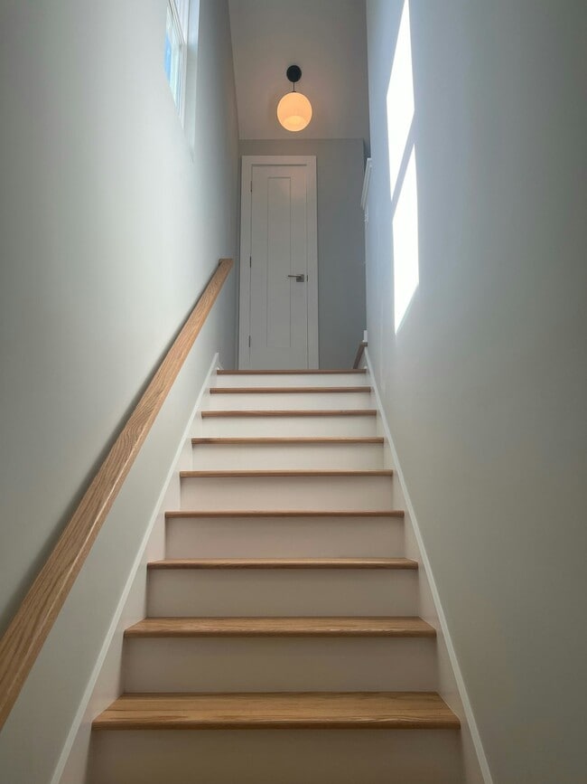 Photo - 2024 Columbia Ave Unit 3