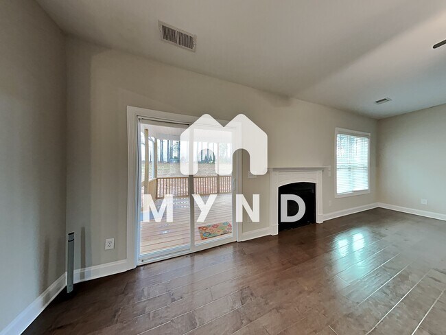 Photo - 30 Lockamy Ln