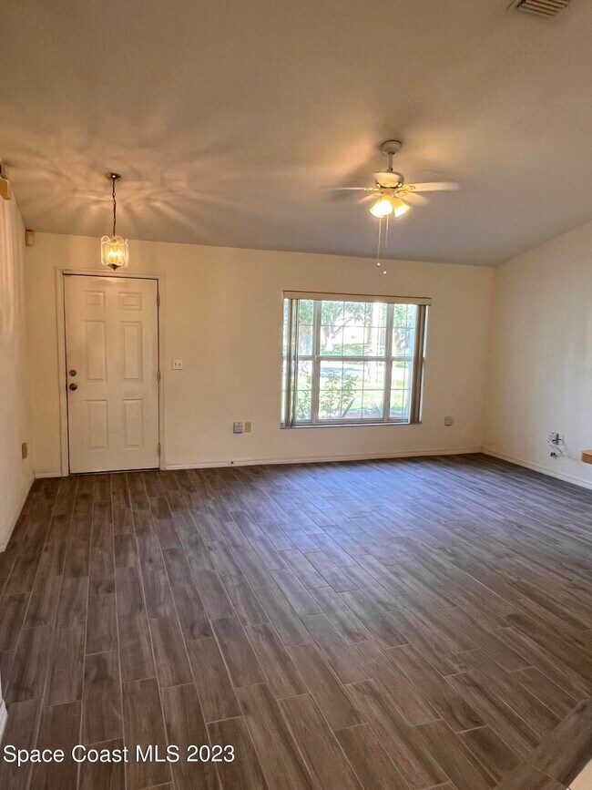 Photo - 117 Gator Dr