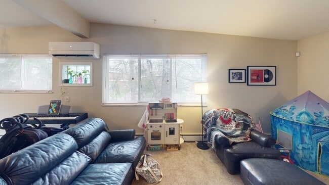 Photo - 524 Bemidji Ct