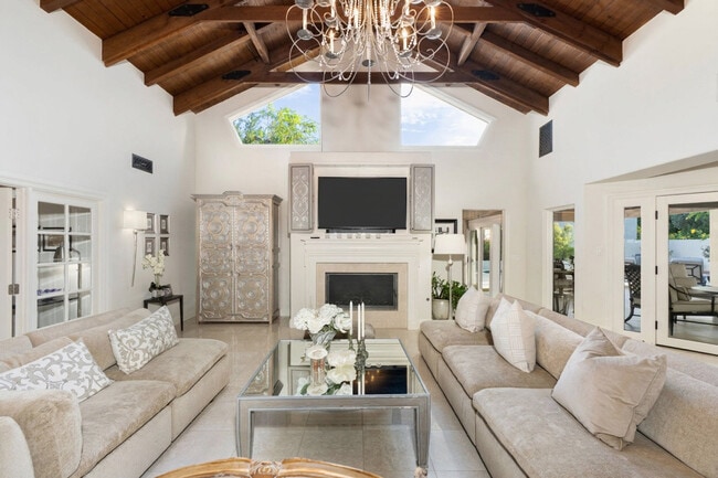 8203 E Del Capitan Dr Unit SI ID1574022P