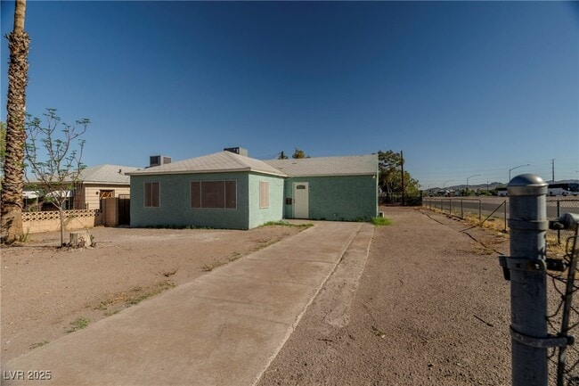 Photo - 100 N Ocotillo St