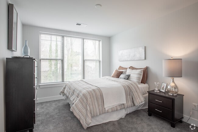 2HAB, 2BA -1.276sqft Modelo