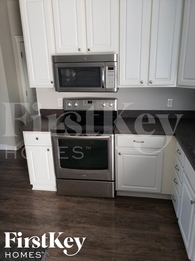 Photo - 1527 W Quail Run Dr