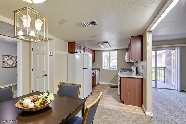 Photo - 4450 Sandy River Dr Unit 93