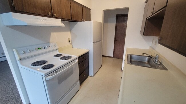 Photo - 935 11th Ave S Unidad 8