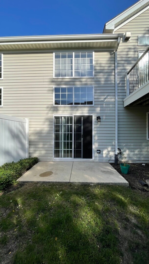 2268 Scott Ln Condo Unit 2268 Condo for Rent in Aurora, IL