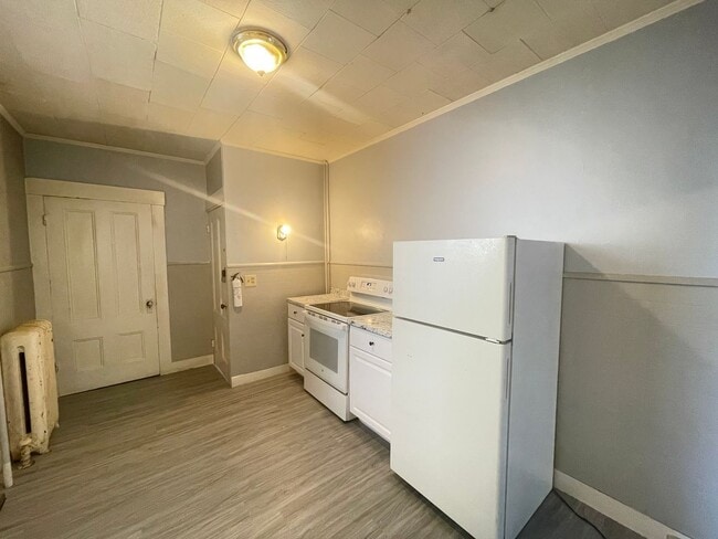 Photo - 341 Hanover St Unit 1
