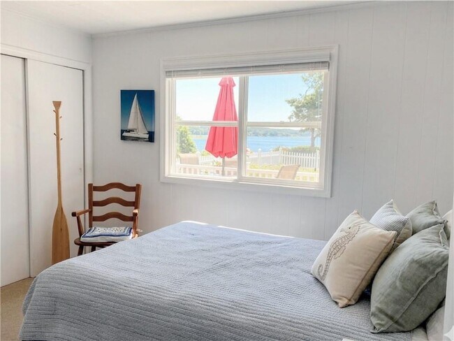 Photo - 10 Burbank Ave