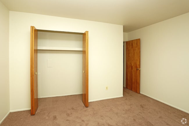 2BR, 2BA