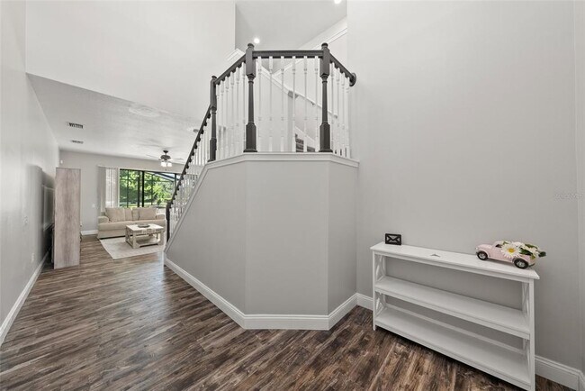 Photo - 14019 Crater Cir