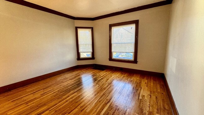 Photo - 612-614 Pettibone NW Unit 614 Pettibone, Apt 1