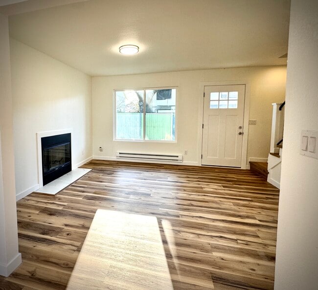 Photo - 640 5th Ave S Unit 104