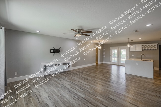 Photo - 8120 E Amelia Ave