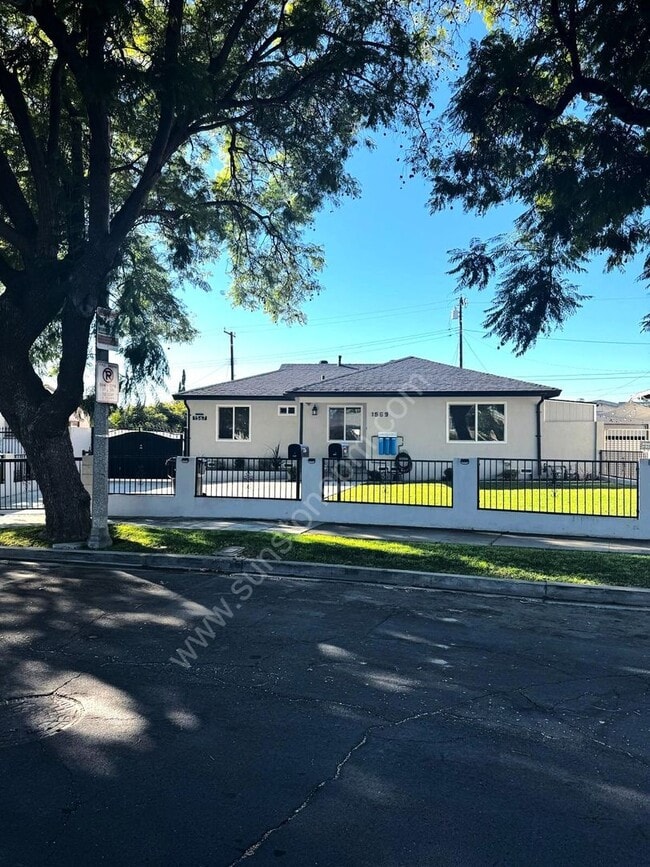 Photo - 1569-1567 Carol Dr Unit Front House - 1569 Carol Dr