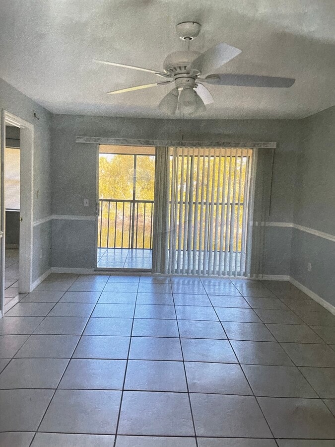 Photo - 25050 Sandhill Blvd Unit 5