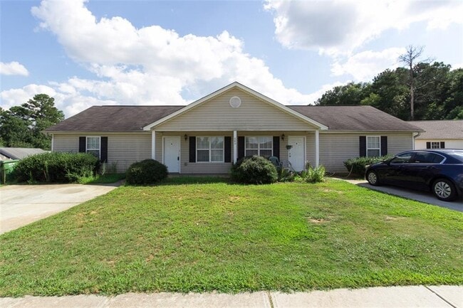 Building Photo - 645 Baron Dr