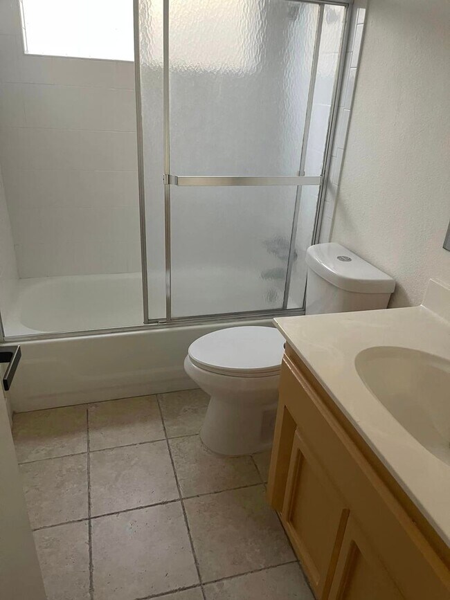 Photo - 7547 Sycamore Dr