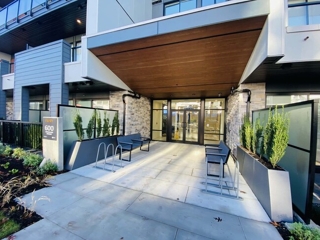 Photo - 600 Rochester Av Unit 308