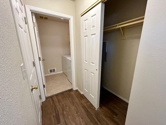 Photo - 2101 Yellowstone St Unidad B