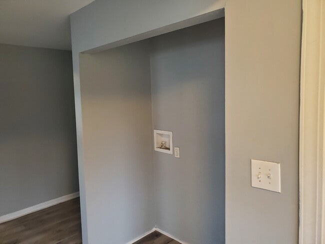 Photo - 1409 E Market St