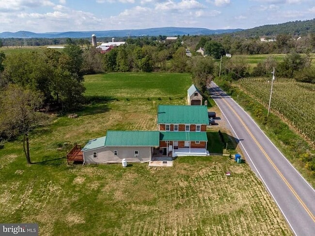 Photo - 350 Hilltown Rd