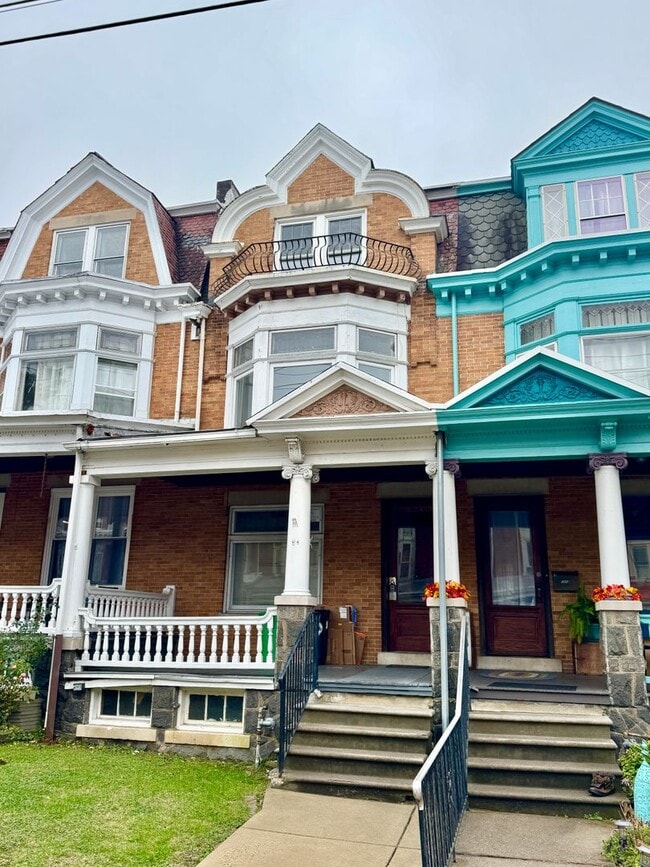 Building Photo - 1620-1/2 W Chew St Unit 2