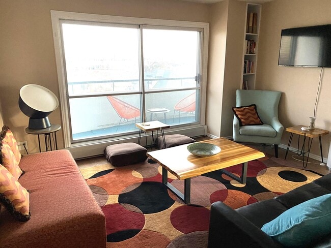 Photo - 9725-9106 106 St