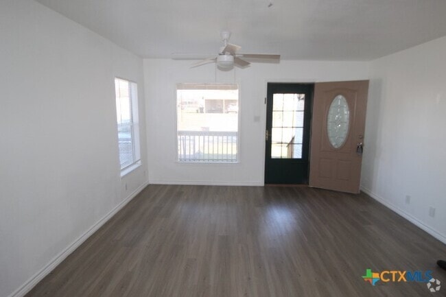 Building Photo - 1003 Estelle Ave Rental