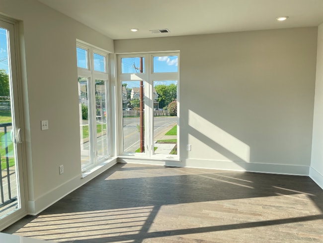 Photo - 1507 Porter Rd