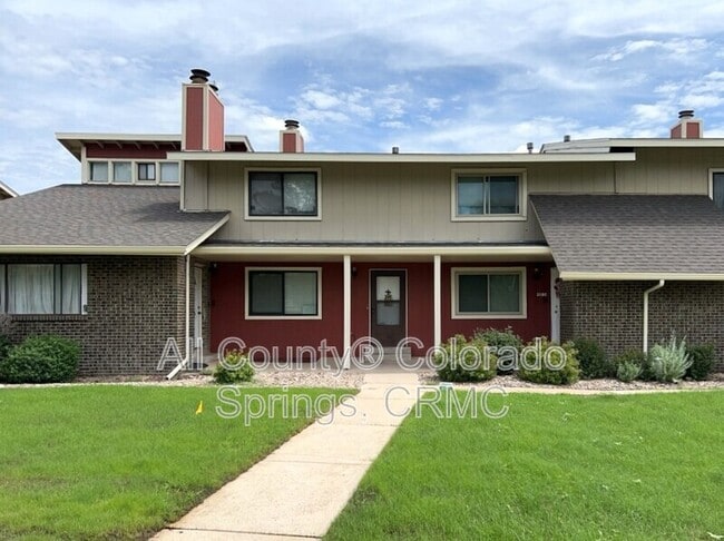 Building Photo - 218 W Rockrimmon Blvd Rental