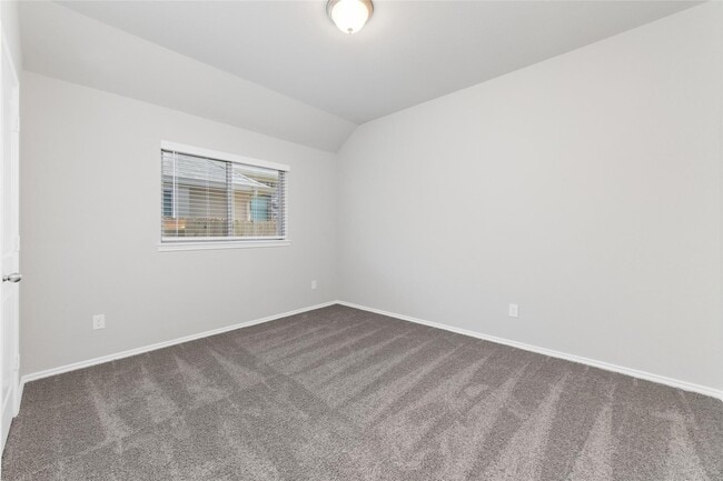 Photo - 8807 Oak Ivy Ln