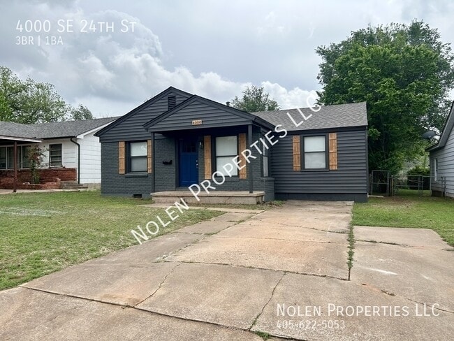 Photo - 4000 SE 24th St