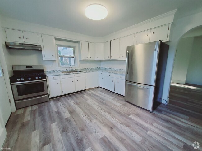 Building Photo - 2 br, 2 bath Condo - 38 Pine Hill Ave Apt 2 Unit Apt 2