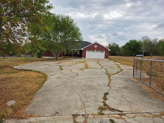 12201 Margo Dr