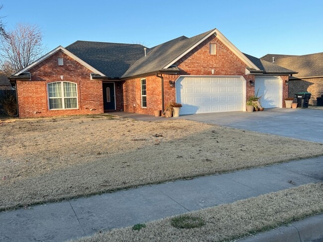 Building Photo - functionality, style, and comfort—3 Bedroo... Rental