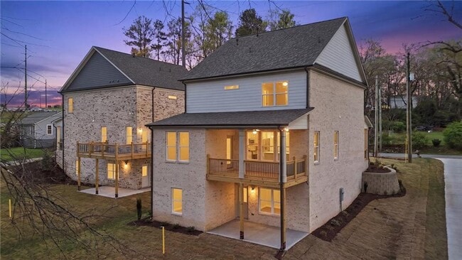 Photo - 120 Poplar St